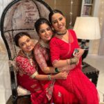 Sneha Bhawsar Instagram – ❤️❤️❤️

#bts #friends #family #goodtimes #goodmemories #ghumhaikisikeypyaarmeiin #snehabhawsar