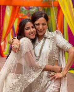 Sneha Bhawsar Instagram - Happy Holi 🎉

#holi2023 #happyholi #ghkpm #ghumhaikisikeypyaarmeiin #starplus #bts