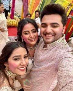 Sneha Bhawsar Instagram - Happy Holi 🎉

#holi2023 #happyholi #ghkpm #ghumhaikisikeypyaarmeiin #starplus #bts