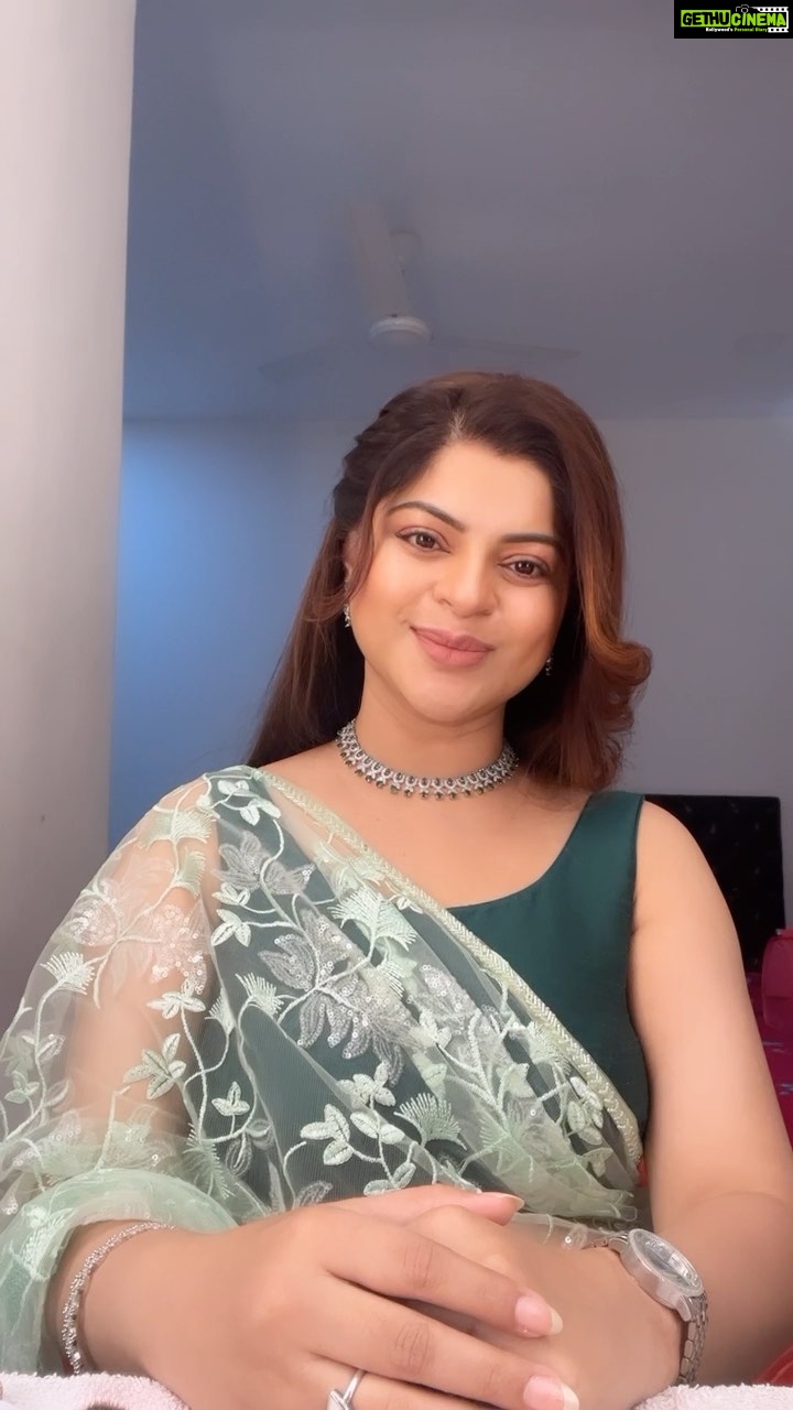 Sneha Wagh Instagram - नहीं चाहिए ! . . . . . . #reels #humor #funny #comedyreels #funnyreels #reelsinstagram #reelkarofeelkaro #reelitfeelit #sarange #sarangesneha #snehawagh #ssnehawagh