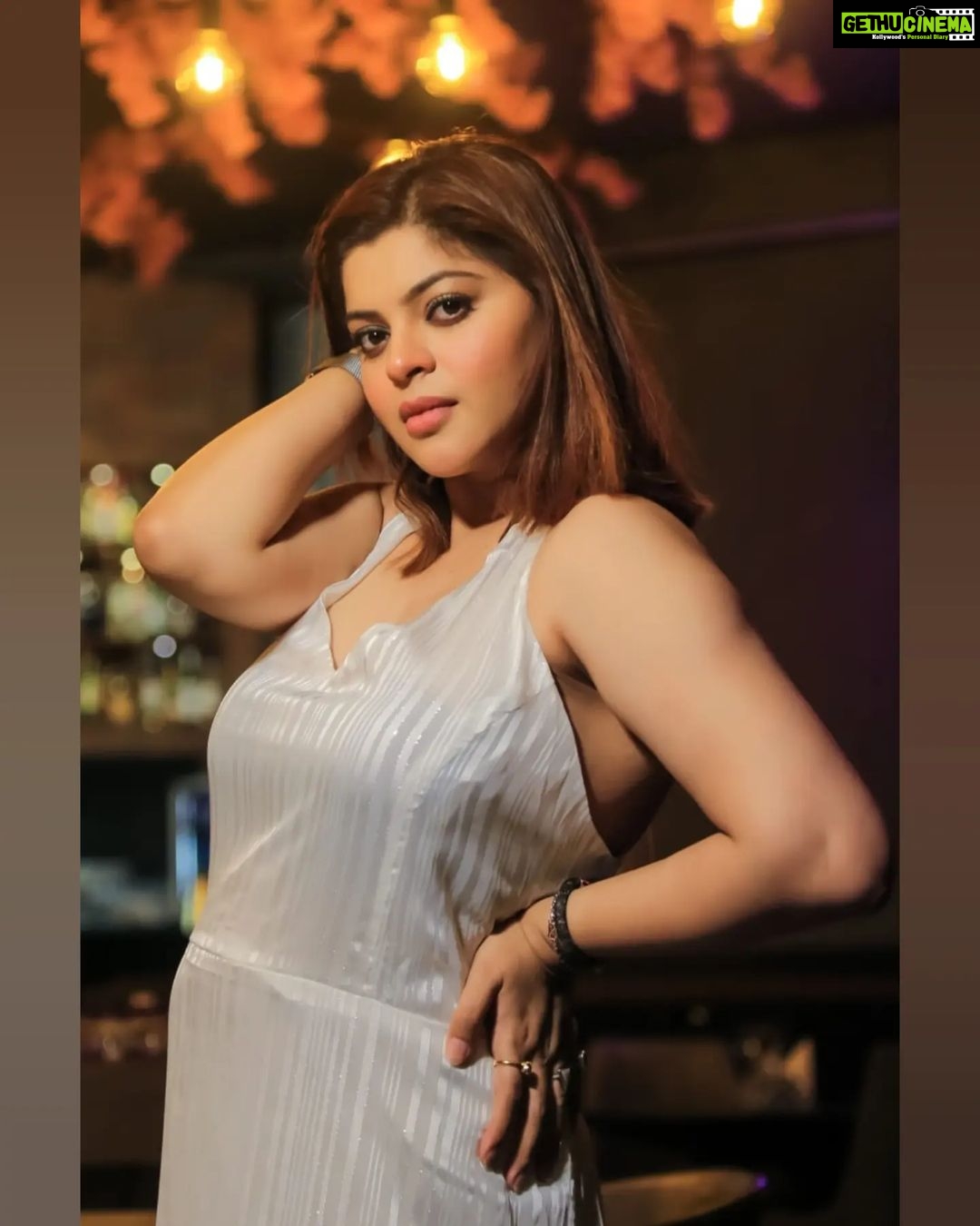 Sneha Wagh Instagram - Just like the moon, a part of me too is hidden and unknown to the world, hidden behind the skies! . . π: @fiscorestobar π: @fashionstruc . . #white #whiteoutfit #moon #moonlight #moonlovers #sarange #sarangesneha #snehawagh #ssnehawagh