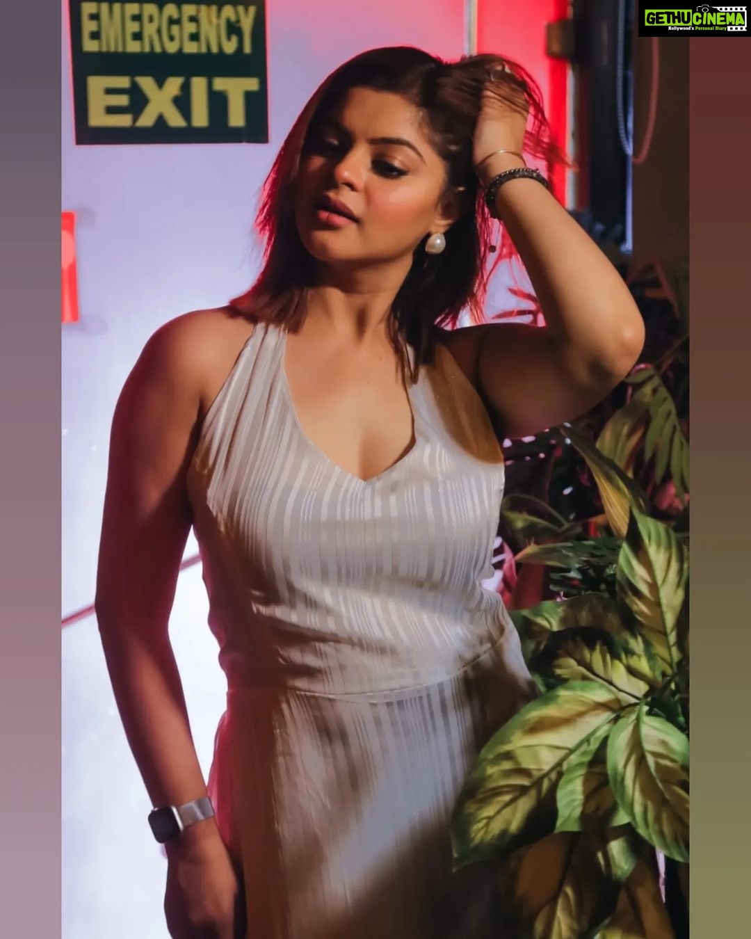 Sneha Wagh Instagram - Just like the moon, a part of me too is hidden and unknown to the world, hidden behind the skies! . . π: @fiscorestobar π: @fashionstruc . . #white #whiteoutfit #moon #moonlight #moonlovers #sarange #sarangesneha #snehawagh #ssnehawagh