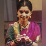 Sneha Wagh Instagram – गुढी पाडव्याच्या हार्दिक शुभेच्छा 🙏🏻💐
– From the 17 year old me! ✨
.
.
#gudipadwa #newyear #festiveseason #festivevibes #throwback #sarange #sarangesneha #snehawagh #ssnehawagh