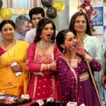 Sneha Wagh Instagram - I feel grateful that our show Na Umra Ki Seema Ho is doing wonderful in terms of ratings. Its very special to me as this is the first time I’m playing a negative character and people are appreciating my acting skills. I wish it goes from 100 to 1000 to 10,000 episodes. Thanks for loving the show! #GanpatiBappaMourya @starbharat . . #naumrakiseemaho #starbharat #gratitude #blessed #happiness