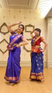 Sneha Wagh Instagram - Dance like there’s no tomorrow! ❤️
.
.
📍: @bageecha_bytouchofclass 
.
.
#feelkaroreelkaro #feelitreelit #reels #dance #classical #dancereels #fyp #SarangeSneha #ssnehawagh #snehawagh
