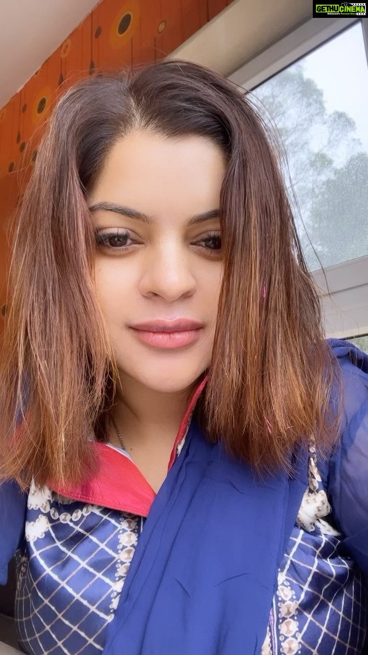 Sneha Wagh Instagram - Yep, I’m obsessed, very much obsessed with each one of you! 🥺 Thank you for all the love you keep on showering. Truly Blessed 🫰🏻 . . #love #happiness #blessed #touched #reels #reelsinstagram #reelkarofeelkaro #reelitfeelit #sarange #Ssnehawagh #sarangesneha #snehawagh