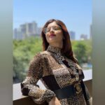 Sneha Wagh Instagram – Shine, just like you’re supposed to…✨
.
.
👗: @fashionstruc 
📍: @byou.in 
.
.
#ootd #fashiongram #fyp #instamood #instagood #instadaily #sarange #SarangeSneha #snehawagh #ssnehawagh