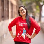 Sohini Sarkar Instagram - আমি ,কলকাতা এবং টিনটিন ♥️ . . 📸 @that_cam_boy_official 💇‍♀️ @pujahalder629017 🔗 @socialyard_digital . . #কলকাতায়টিনটিন #tintin #kolkata #nostalgia #rickshaw #happy #shoot #fun #mood Kolkata
