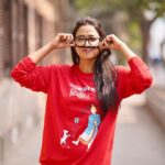 Sohini Sarkar Instagram - আমি ,কলকাতা এবং টিনটিন ♥️ . . 📸 @that_cam_boy_official 💇‍♀️ @pujahalder629017 🔗 @socialyard_digital . . #কলকাতায়টিনটিন #tintin #kolkata #nostalgia #rickshaw #happy #shoot #fun #mood Kolkata