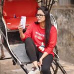 Sohini Sarkar Instagram - আমি ,কলকাতা এবং টিনটিন ♥️ . . 📸 @that_cam_boy_official 💇‍♀️ @pujahalder629017 🔗 @socialyard_digital . . #কলকাতায়টিনটিন #tintin #kolkata #nostalgia #rickshaw #happy #shoot #fun #mood Kolkata