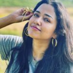 Sohini Sarkar Instagram - #day #lights #naturelovers #naturephotography #candid #smile #green