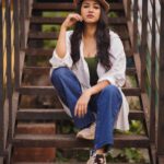 Sohini Sarkar Instagram - Just slaying 🥱 . . 📸 @that_cam_boy_official 🔗 @socialyard_digital . . #Justslayit #mood #gaze #wink #love #ootd #sohini Kolkata