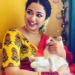 Sohini Sarkar Instagram - আমার লক্ষ্মী মেয়ে #catlover #pet #pujovibes #home