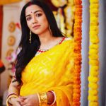 Sohini Sarkar Instagram - শুভ নবমী...... 📷 @sahil_paswan_2646 #pujovibes #pujology #saree #sareelove #nabomi_night