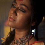 Sohini Sarkar Instagram - দেবীপক্ষ Photo - @iamsudiptachanda Makeup - @dasssourav3 Hair - @yourshubams_makeup Saree - @ataleoftextilebyavijit Jewellery @earthaments Styling @bombaebyaisha Location- @trishanartandstudio Team @abhireporting @sayoniroy9