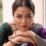 Sohini Sarkar Instagram – मैं तैनू फिर मिलेंगी 🌙
.
.
Saree @indubyjayita
By @probal_in_box 
Hair stylist @pujahalder629017 
Makeup artist @dassourav3 
Styling and concept @senjayita1975 
Jewellery @earthaments

.
.
#gulzar #maintainuphirmilangi #mood #sunday #reel #saree #wait #gratitude #soul #love #rotd #poetry #classic #sohinisarkar #shoot