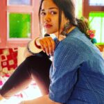 Sohini Sarkar Instagram – কিছুকিছু দিন একটু বেশি সুন্দর……. #love #colour #sun #light #day