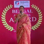 Sohini Sarkar Instagram - We spotted @sohinisarkar01 getting BEST ACTRESS AWARD for #Srikanto at Bengal achievers award 2023. Congratulations 🎊