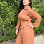 Somi Khan Instagram - It’s breezy here 🍃✨ . . . Outfit by @cameo_store_official 🌸