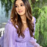 Somi Khan Instagram - Gentle as Dove 🕊 Brave as lioness 🔥 She is the Queen 👑 . . . . Outfit @shopping_with_panda_ Mua @rj_makover @hairstylistkunal