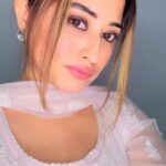 Somi Khan Instagram – Yu Ban Savar Ke Saamne Aaya Na Kijiye 💖
______________________________

#selflove #selfcare #love #loveyourself #motivation #positivevibes #happiness #inspiration #life #quotes #instagood #believe #lifestyle #mindset #instagram #happy #positivity #success #motivationalquotes #goals #bhfyp #yourself #mentalhealth #like #inspirationalquotes #follow #fitness #quoteoftheday #healing #beauty