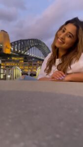 Somi Khan Instagram - You’re looking at the face of true happiness 🤍 #sydney #inlove #happyme