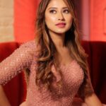 Somi Khan Instagram - See the beauty through everything you have been and experienced ! #selfmotivation 💞