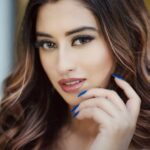 Somi Khan Instagram - You’re worth more than second thoughts and maybes ❤️