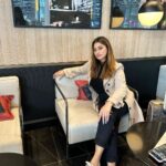 Somi Khan Instagram - My new routine: Journey. Explore. ... Melbourne, Australia