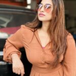 Somi Khan Instagram - Stay, where your hearts beats a little faster 🧡