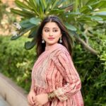 Somi Khan Instagram - Eid Mubarak ⭐️🌙 Mumbai, Maharashtra