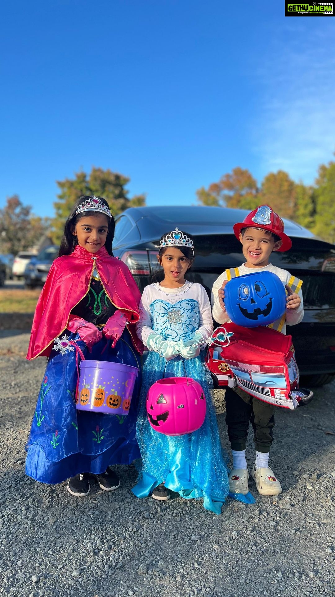 Soumya Seth Instagram - Truck or Treat!!💀👻🎃👻💀🎃 Great Falls, Virginia