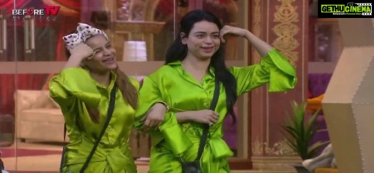 Soundarya Sharma Instagram - Sometimes being silly with your friends is the best therapy 😌❤️ #BB16 @voot @colorstv @beingsalmankhan @abdu_rozik @archanagautamm #SoundaryaSharma #WeSupportSoundarya #WeAreWithSoundarya #SquadSoundarya #Soundarya #BossLady #DimpleDollSoundarya #SoundaryaForTheWin #SoundaryaForever #SoundaryaInBB16 #TeamSoundaryaSharma #BB16 #SalmanKhan #AbduRozik #ArchanaGautam