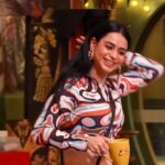 Soundarya Sharma Instagram - ❤️🤍💙 #DimpleDollSoundarya #BB16 @voot @colorstv @beingsalmankhan 👗 @aashiluthrastore Styled by- @juhi.ali #SoundaryaSharma #DimpleDollSoundarya #WeSupportSoundarya #WeAreWithSoundarya #SquadSoundarya #Soundarya #BossLady #SoundaryaForTheWin #SoundaryaForever #SoundaryaInBB16 #TeamSoundaryaSharma #BB16 #SalmanKhan
