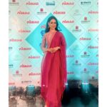 Soundarya Sharma Instagram - Feeling honored and humbled to receive recognition from the esteemed Padma Vibhushan Dr. Raghunath Anant Mashelkar. It was an unforgettable moment, made even more special by the presence of Mr. Vijay Darda @vijayjdarda It's a privilege to be recognized for my impact on the youth as a future influencer. I promise to keep making waves and inspiring change. This recognition is a testament to all the hard work and dedication I have put in, and I am beyond grateful for this opportunity ❤️✨ #SoundaryaSharma #BiggBoss16 #BB16 #2023 #SoundaryaSquad #SquadSoundarya