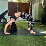 Soundarya Sharma Instagram - चक्रासन 🧘🏻‍♀️ Find your inner peace, one breath at a time🔮📿