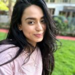 Soundarya Sharma Instagram - Friday Afternoon 🍓🐾✨ #Mood