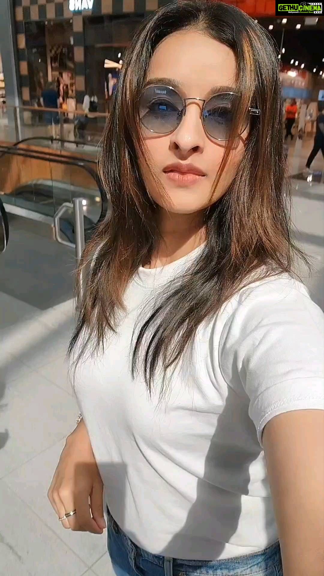 Sowmya Menon - 14K Likes - Hello Monday✨️
#skr #mondayvibes #traveldiaries