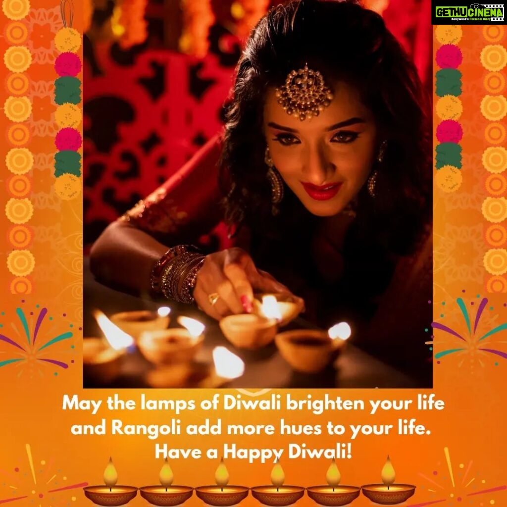 Sowmya Menon Instagram - Wishing you a very very happy diwali 🪔✨Blessings Gratitude and Light ❤️🙏🏻💫 Let your diya light and shine the brightest...Have a blessed…joyful…healthy and prosperous Diwali ♾️ Goddess Lakshmi 🙏🏻❤️🎆✨️