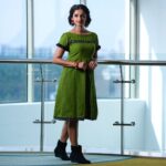 Sowmya Menon Instagram - The crown May tilt, but never fall 👑 💚 👗@chakitha_designs @janki_remya_akhilesh 📷 @pkp_photography___ 💄 @alagne_signature #fashionstyle #photoshoot #actor💥