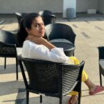 Sravana Bhargavi Instagram - Hello 👋!