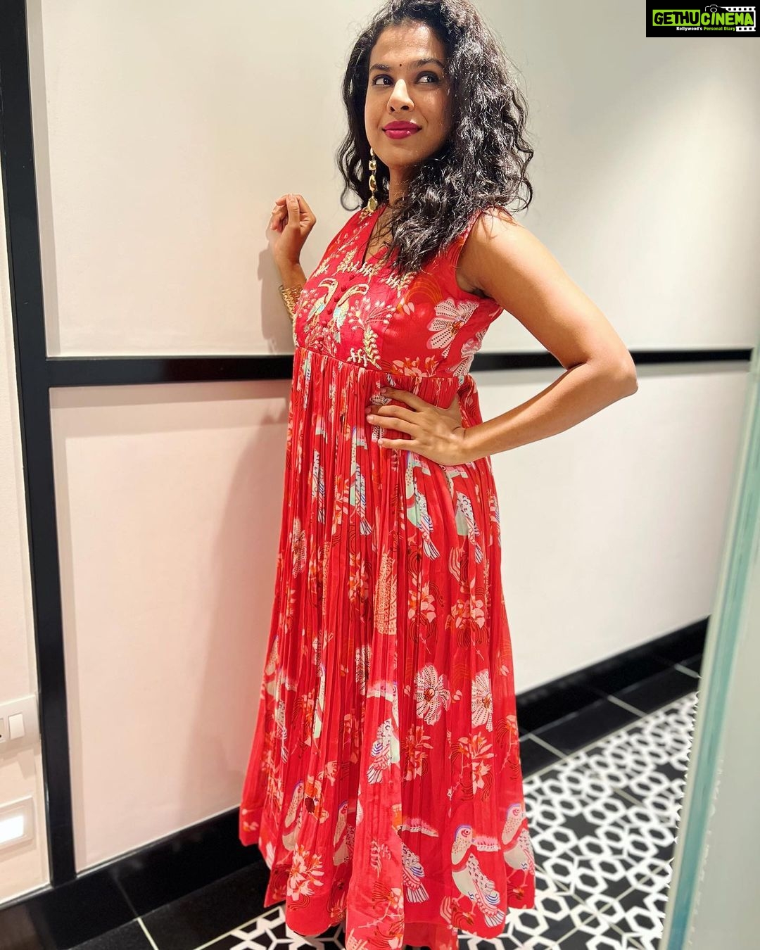 Sravana Bhargavi Instagram - Outfit by @varuni_couture