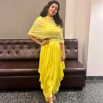Sravana Bhargavi Instagram – Perfect Sangeeth attire!!
This Stunning outfit by @designerkavitaagarwal