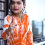 Sreejita De Instagram - Aap convince ho gaye ha main aur bolun?? 😜 Loved this character “Geet” It was the most fun shot I had for a long long time. 🤭 . 🎬Shot & Edited by @ashmaneditors . #sreesquad #Sreejitade#reelitfeelit #reelkarofeelkaro #jabwemet #geet #kareenkapoor #indianoutfit #trendingreels #viral #viralreel #explorepage #explore #love #trending #trends #trend #reels #reelsinstagram