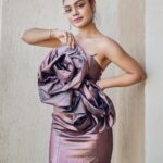 Sreejita De Instagram - I like people to see the dress but focus on the woman! Shot and edited by @ashish_sawant__ Styled by @stylebyjacke #fashion #dressup #instamood #sreejitade #photoshoot