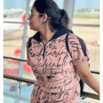 Srinisha Jayaseelan Instagram - Singapore are you ready 💜❤️😍🔥 Very much excited to see you all in @immancomposer sir’s live in concert on 25th September at Esplanade hall !💜❤️ #singer #playback #dimman #live #singapore