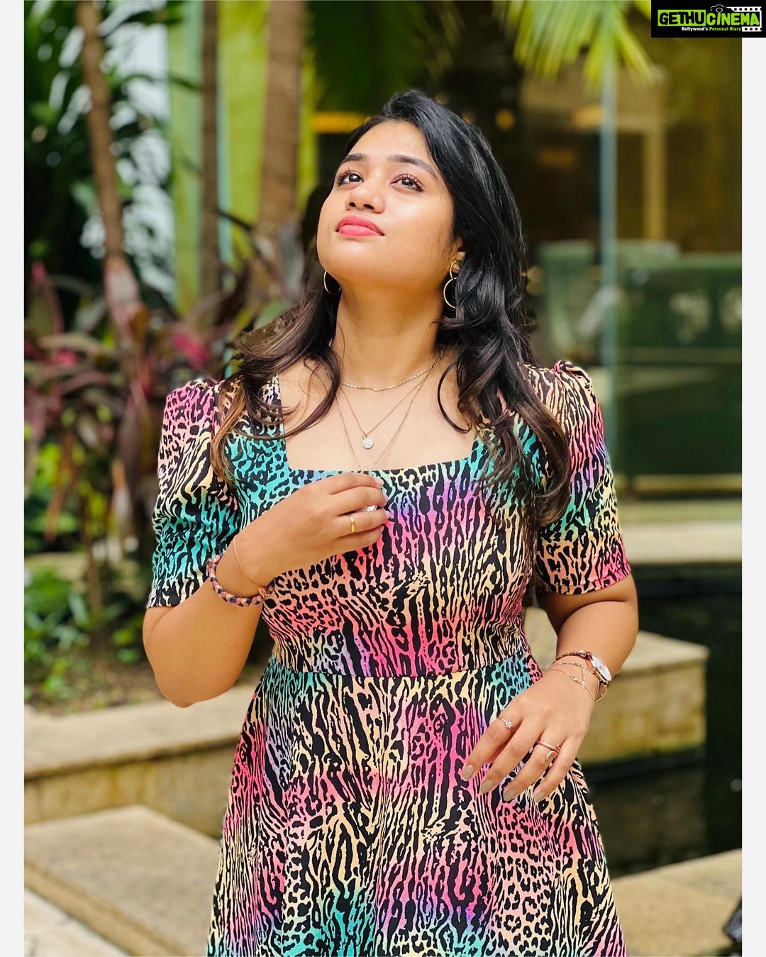 Srinisha Jayaseelan Instagram - Day 2 at Malaysia 💜❤️🔥 📸 : @jayaseelan.selvaraj ✨ Shangri-La Kuala Lumpur
