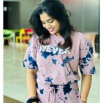 Srinisha Jayaseelan Instagram - Hello Malaysia 💜❤️