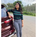 Srinisha Jayaseelan Instagram - Weekend it is!!!💜❤️ 📸 : @madhujoshika_jayaseelan 😘