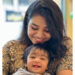 Srinisha Jayaseelan Instagram - Meet my Xerox🥺💜❤️ Couldn’t hold myself from posting these adorable pictures with my niece💜❤️ 📸: @madhujoshika_jayaseelan 😘 #myhappyplace #myhappiness #angel #mydoll #niece #babygirl 𝓐𝓷𝓰𝓮𝓵